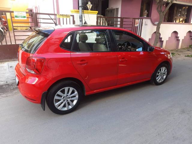 https://images10.gaadi.com/usedcar_image/4150998/original/processed_11bf724e4a8ac040fe934c0f63232972.jpg?imwidth=6402