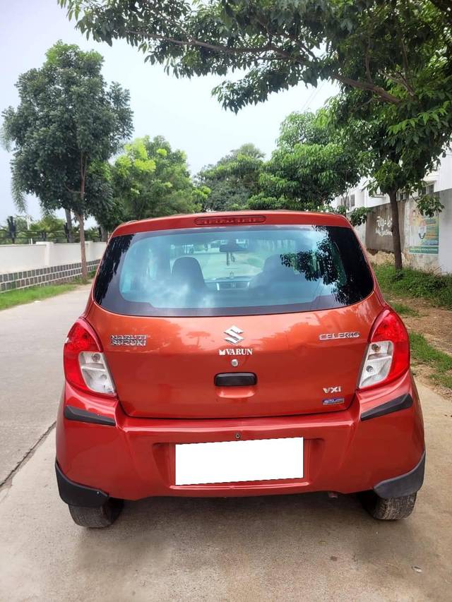 https://images10.gaadi.com/usedcar_image/4151072/original/processed_47724456af6f5e7034b0903be4f81bdd.jpg?imwidth=6402