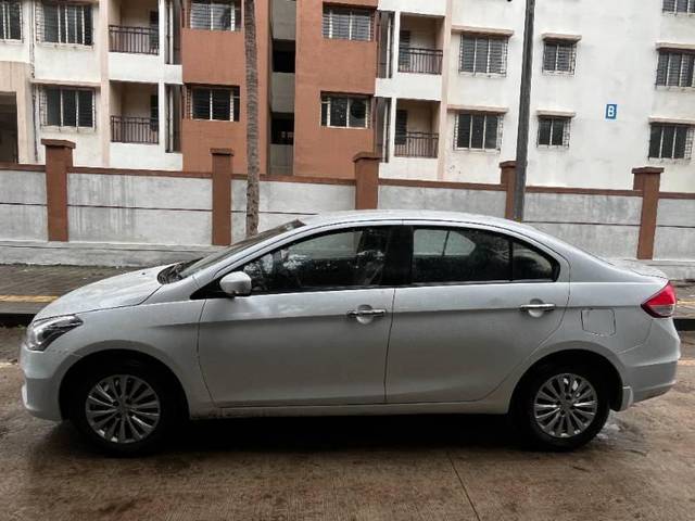 https://images10.gaadi.com/usedcar_image/4151099/original/processed_3b1a1c8c-c391-470e-9b54-318215ab35f2.JPG?imwidth=6402