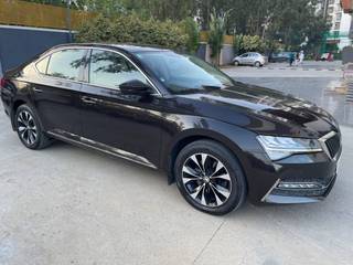 Skoda Superb 2020-2023 Skoda Superb Laurin & klement BSVI