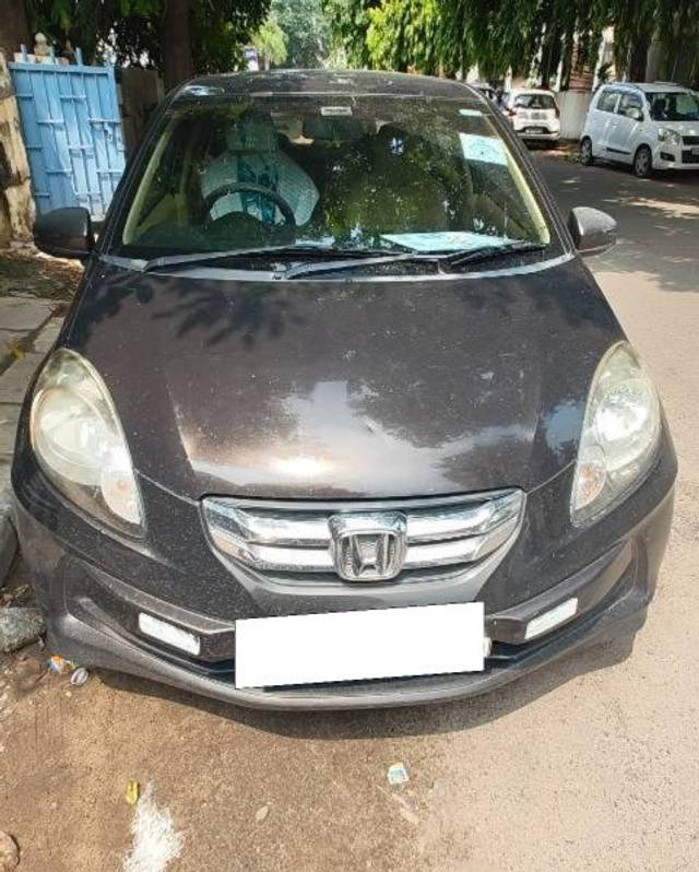 https://images10.gaadi.com/usedcar_image/4151277/original/processed_2e5ce6b2-849f-4514-a70d-987eff646bbf.jpg?imwidth=6400