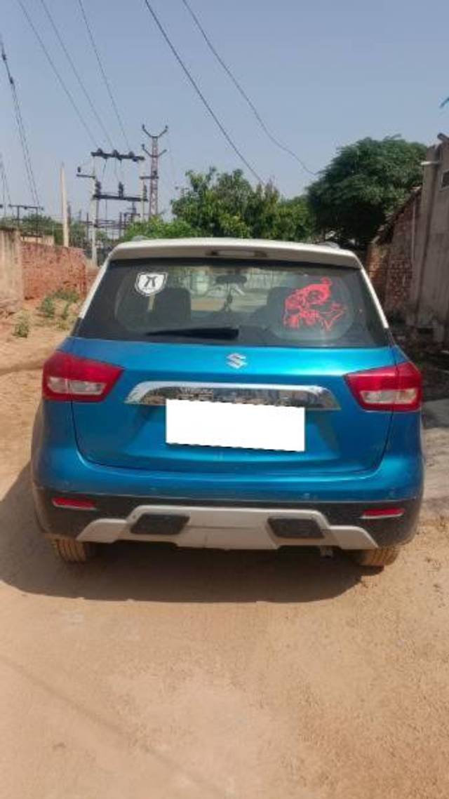 https://images10.gaadi.com/usedcar_image/4151720/original/processed_b024a571-6eef-44e4-ad4e-bdf44c81db17.jpeg?imwidth=6402