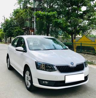 Skoda Rapid Skoda Rapid 1.5 TDI Ambition BSIV