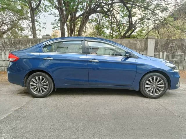 https://images10.gaadi.com/usedcar_image/4151841/original/365bac24b12c365f9f286e83e039e16d.jpg?imwidth=6401