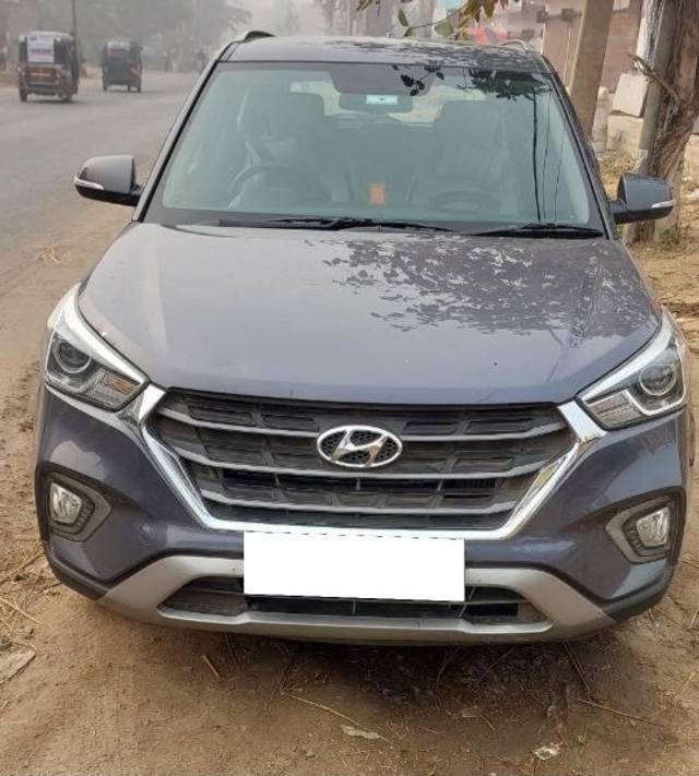 https://images10.gaadi.com/usedcar_image/4151946/original/processed_18c2ccbf-40f5-4e27-ab38-04d53ea28e10.jpg?imwidth=6400