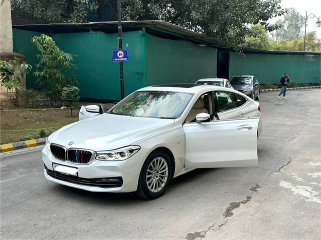 https://images10.gaadi.com/usedcar_image/4152043/original/processed_b681937a8e2960891143b0bd401e91b6.jpg?imwidth=6402