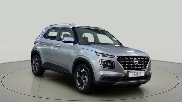 https://images10.gaadi.com/usedcar_image/4152106/original/81f0ef02f3ece5e255906047f75447e0.jpg?imwidth=6400