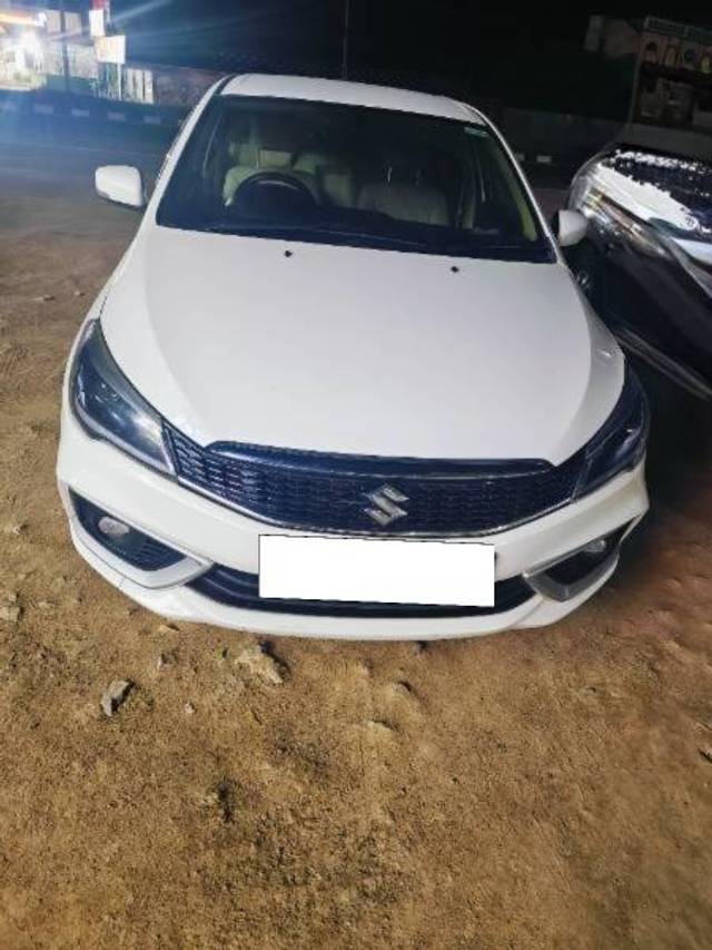 https://images10.gaadi.com/usedcar_image/4152151/original/processed_55ec861c-03ea-43af-a698-01fa9637f1e7.jpg?imwidth=6400