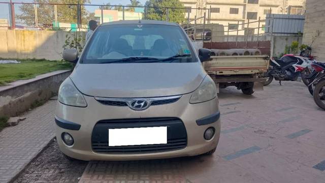 https://images10.gaadi.com/usedcar_image/4152222/original/processed_d7f6dba2-2c96-407d-9010-8aaf8a6fcfb8.jpg?imwidth=6400