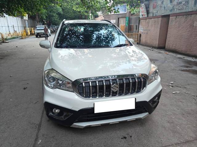 https://images10.gaadi.com/usedcar_image/4152233/original/processed_2f660e376d945e5719945f3b161a5e87.jpg?imwidth=6400