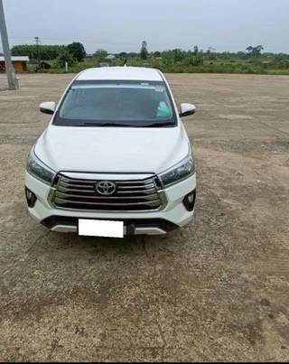 Toyota Innova Crysta 2020-2022 Toyota Innova Crysta 2.4 G 8 STR