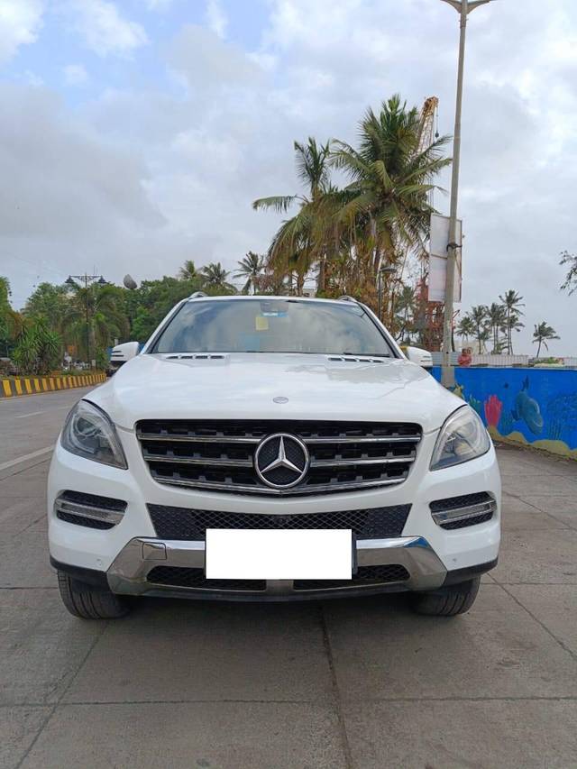 https://images10.gaadi.com/usedcar_image/4152386/original/processed_fc5a58a41b4d351b29623a345b746e8e.jpeg?imwidth=6402