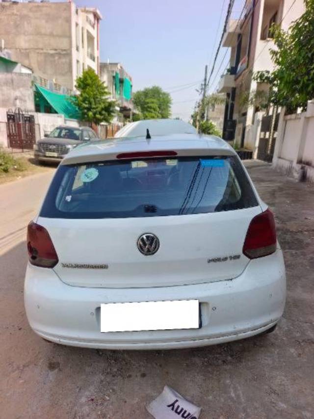 https://images10.gaadi.com/usedcar_image/4152426/original/processed_c7ff6f3d-5d0f-4e7a-8198-6ef0add0e6ca.jpg?imwidth=6401