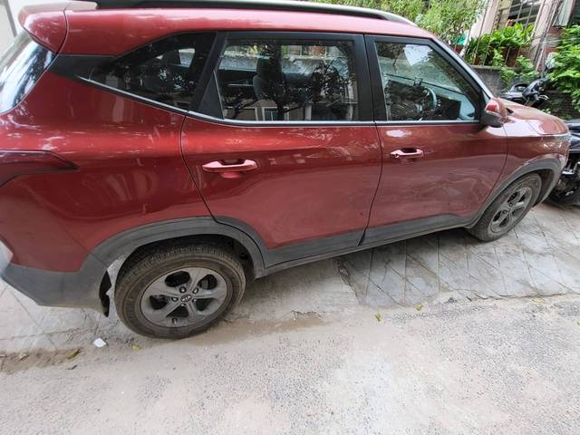 https://images10.gaadi.com/usedcar_image/4152442/original/processed_a8c3b641-febd-4e16-aa28-04e602d38217.jpg?imwidth=6402