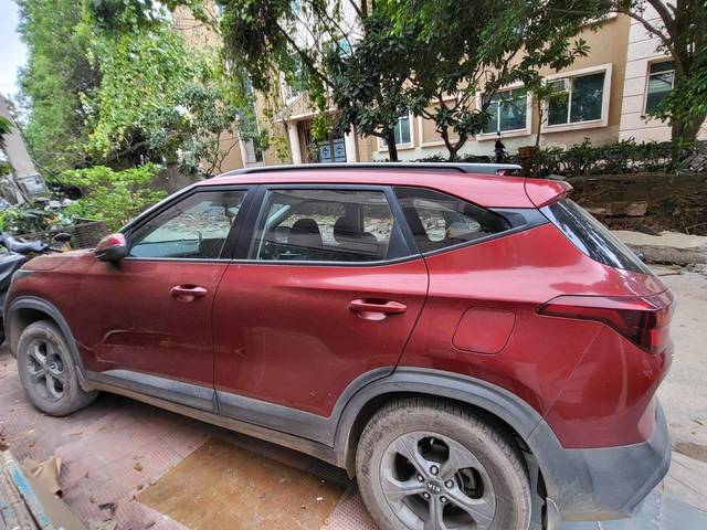 https://images10.gaadi.com/usedcar_image/4152442/original/processed_e477bdbb-dafb-4ece-bbc5-1bcf83e9159d.jpg?imwidth=6400