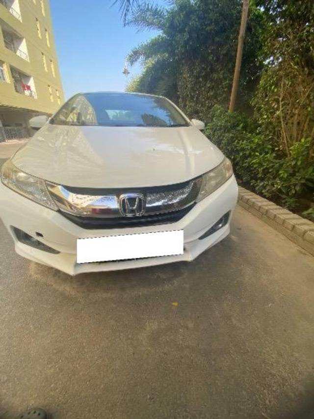 https://images10.gaadi.com/usedcar_image/4152483/original/processed_09ff7b35-c0a5-4b39-af04-0ad0989fb416.jpg?imwidth=6400