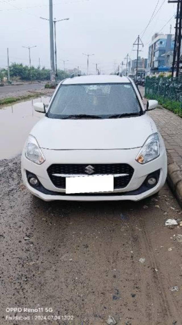 https://images10.gaadi.com/usedcar_image/4152621/original/processed_28642e04-5e30-41d5-809b-ec1b0d67739c.jpg?imwidth=6401