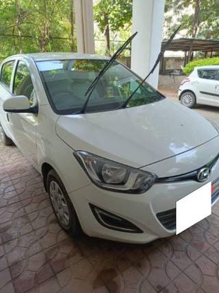 Hyundai i20 2012-2014 Hyundai i20 Magna Optional 1.4 CRDi