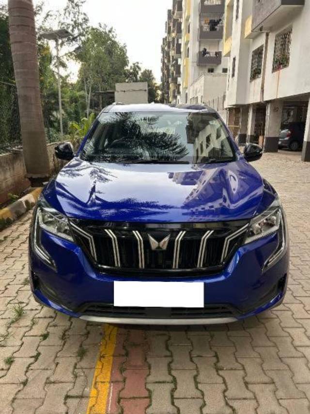 https://images10.gaadi.com/usedcar_image/4152716/original/processed_3321896e-0a0f-4e6a-96b7-5b459d369d8a.jpg?imwidth=6402