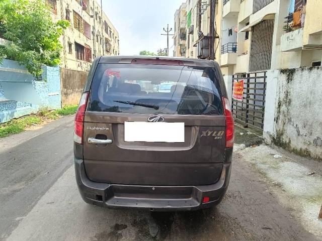 https://images10.gaadi.com/usedcar_image/4152767/original/processed_681f325f-0514-4ed1-8149-e9180ea771ce.jpg?imwidth=6401