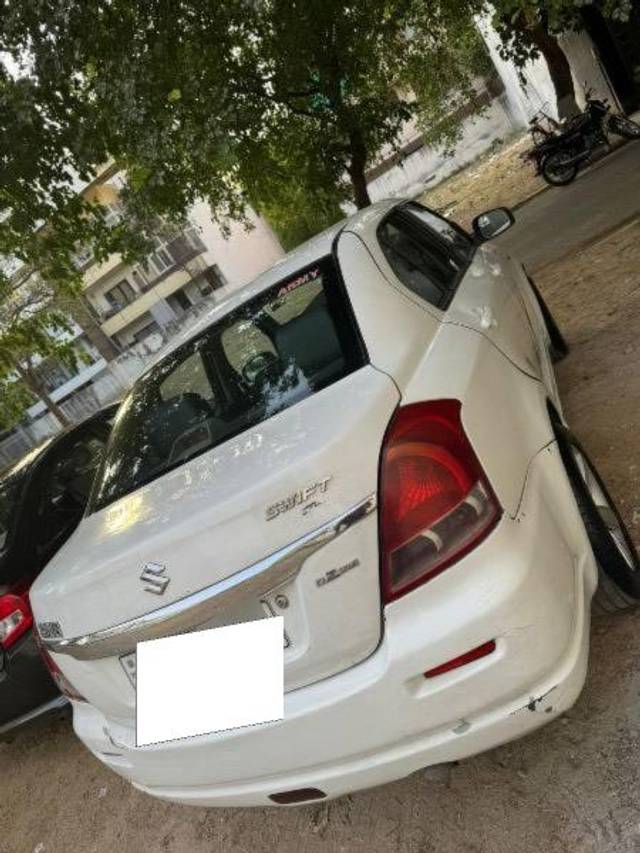 https://images10.gaadi.com/usedcar_image/4152931/original/processed_e0cf335a-aa6f-4bbf-bf30-70f81231d25a.jpeg?imwidth=6402