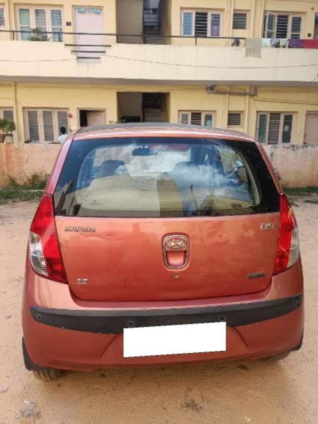 https://images10.gaadi.com/usedcar_image/4153061/original/processed_9ea0049b-c32f-497c-b0df-f8ce9858eb74.jpg?imwidth=6401