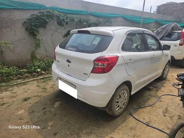 https://images10.gaadi.com/usedcar_image/4153071/original/processed_f195befa-592f-48a3-8005-2658d34a76ce.jpg?imwidth=6401