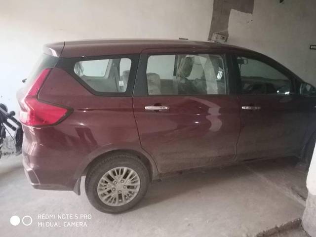 https://images10.gaadi.com/usedcar_image/4153081/original/processed_f3a5be77-5920-4ca5-8625-72eb6b386255.jpg?imwidth=6401