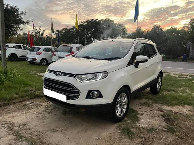 https://images10.gaadi.com/usedcar_image/4153461/original/processed_b0f56030-a4fe-4567-9479-e7ea847c27f8.jpg?imwidth=6402