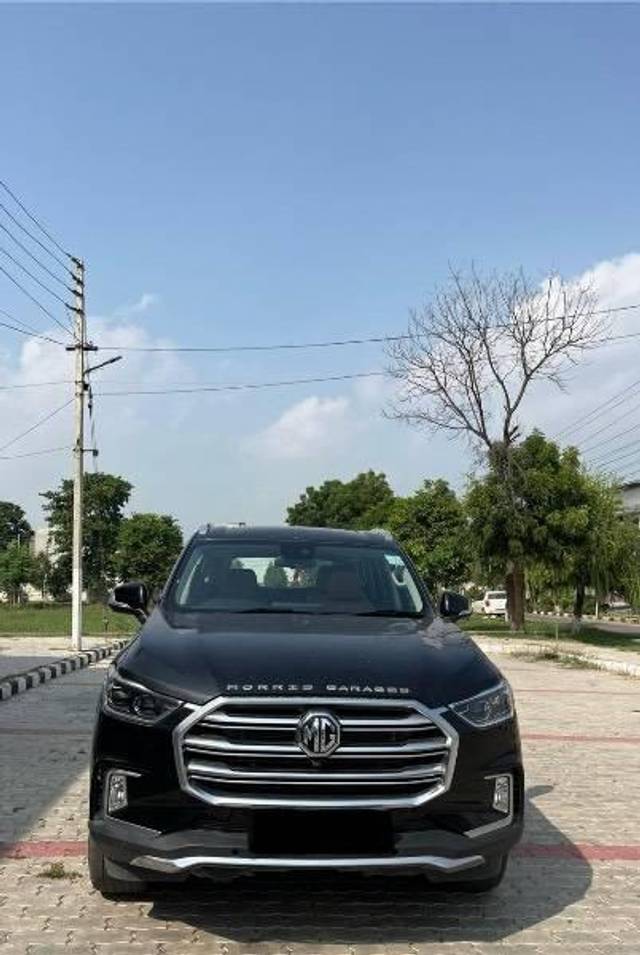 https://images10.gaadi.com/usedcar_image/4153592/original/processed_cc07f945-890b-4454-bfe9-ce893bd31a53.jpeg?imwidth=6400