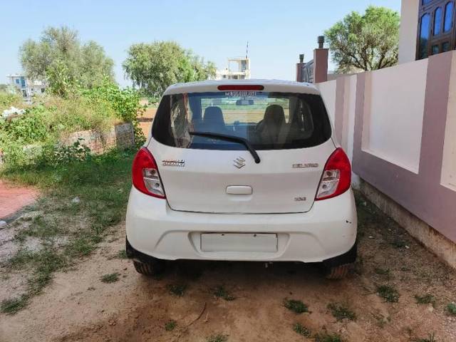 https://images10.gaadi.com/usedcar_image/4153822/original/processed_3542a026-66ab-466d-b093-9c8a7b1c88d9.jpg?imwidth=6402