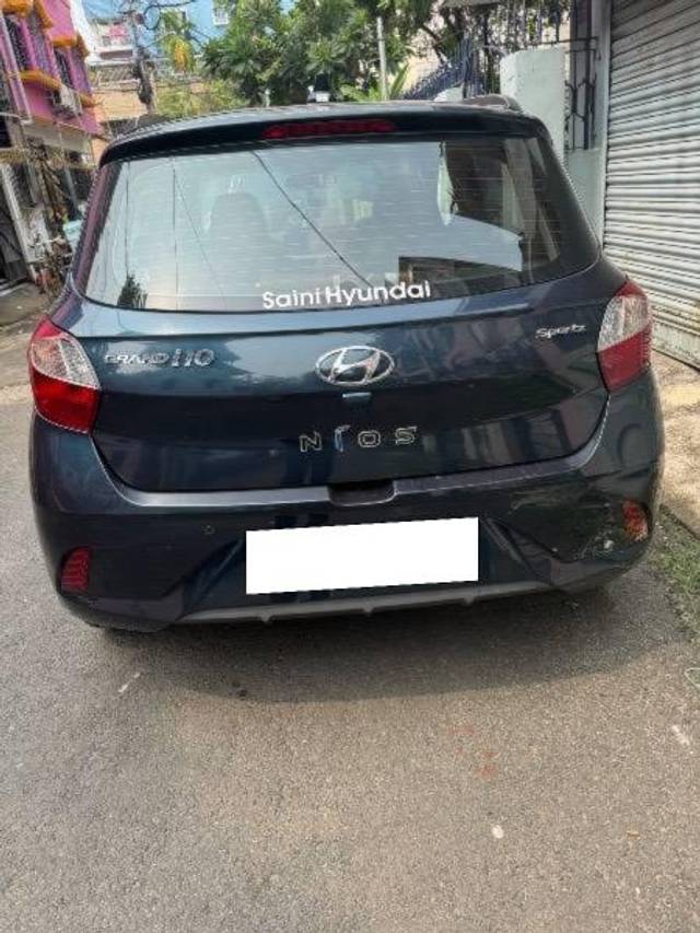 https://images10.gaadi.com/usedcar_image/4153864/original/processed_2fda4b13-0660-490b-87f0-3cb97d64c9e6.jpg?imwidth=6400