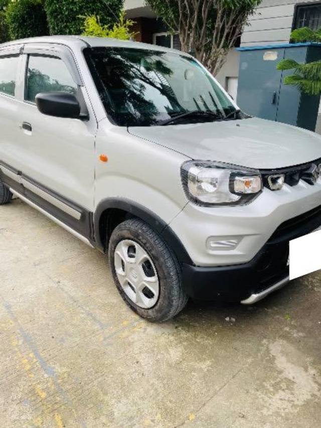 https://images10.gaadi.com/usedcar_image/4153992/original/processed_e5a25a4c-df5d-4a5c-878c-e4cfc6873b91.jpeg?imwidth=6400