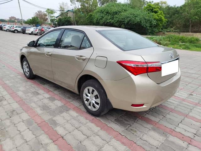 https://images10.gaadi.com/usedcar_image/4153995/original/processed_465829045447628c8ad350c00e539090.jpg?imwidth=6402