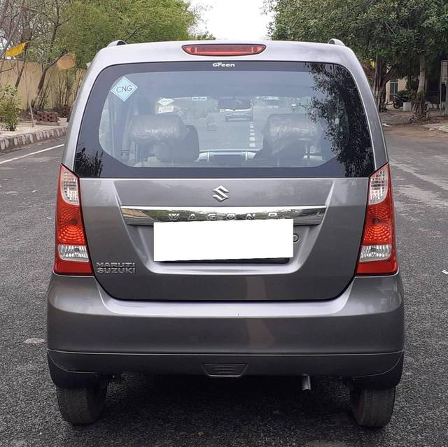 https://images10.gaadi.com/usedcar_image/4154126/original/processed_d0538c264c61bb9684ef65973a35d7b3.jpg?imwidth=6402