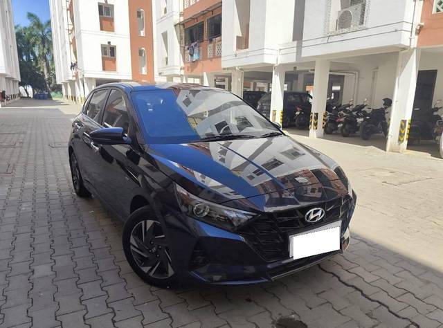 https://images10.gaadi.com/usedcar_image/4154160/original/processed_09bf81c76d207fd2683526a636745608.jpg?imwidth=6400