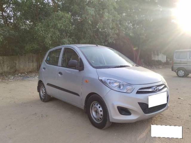 https://images10.gaadi.com/usedcar_image/4154256/original/processed_618909f009b0fefe7b7499c2f74dddf5.jpeg?imwidth=6400