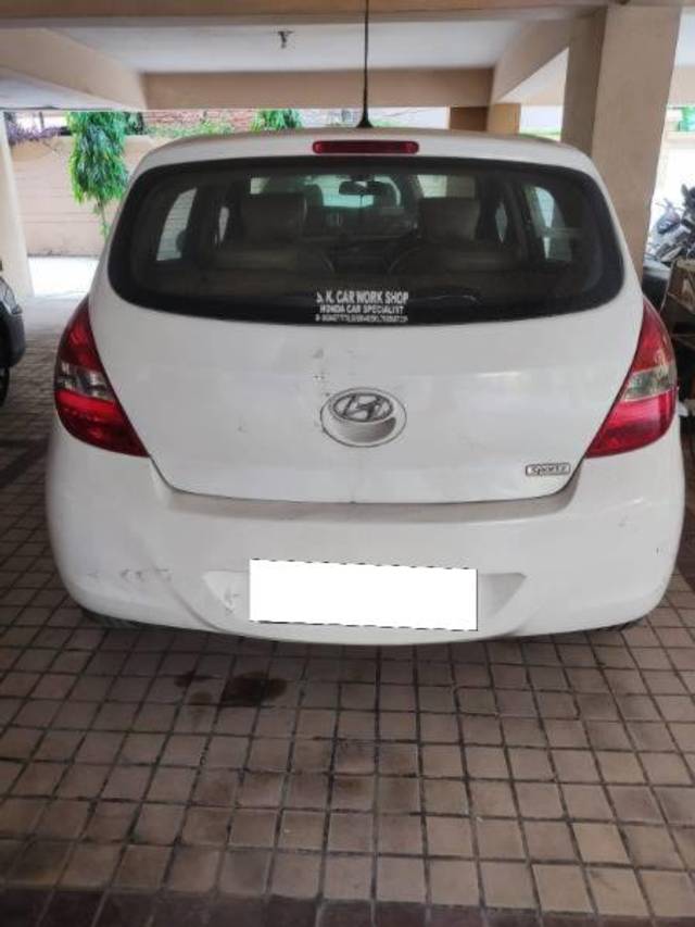 https://images10.gaadi.com/usedcar_image/4154295/original/processed_66da6e83-6a0b-4663-ba35-98bae2465805.jpg?imwidth=6401