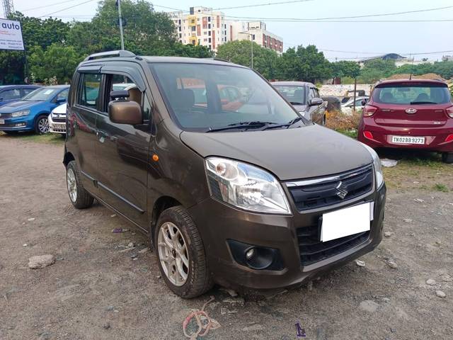 https://images10.gaadi.com/usedcar_image/4154370/original/processed_5cb77434a83215e60a9804cc7b0701ba.jpeg?imwidth=6400