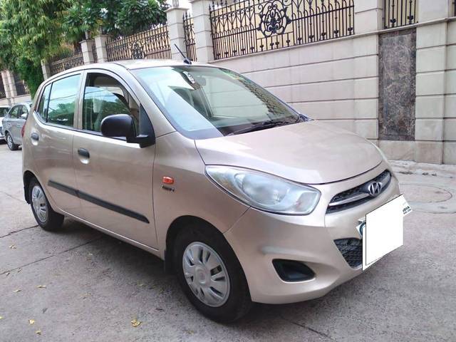 https://images10.gaadi.com/usedcar_image/4154489/original/processed_f0c41547616115dd1cadfb15bd835a5f.jpg?imwidth=6400