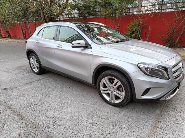 https://images10.gaadi.com/usedcar_image/4154512/original/processed_bcce3405d667d767398b4c278e9f5528.jpeg?imwidth=6400