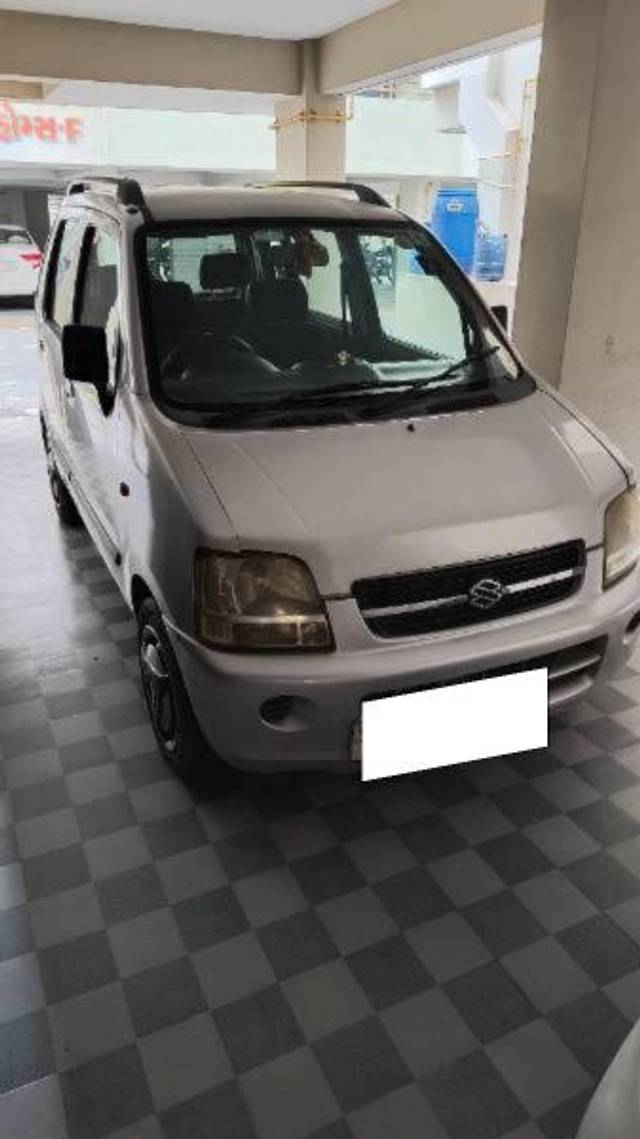 https://images10.gaadi.com/usedcar_image/4154751/original/processed_dc4ada38-ae60-4983-b879-d4a5e3167c97.jpg?imwidth=6400