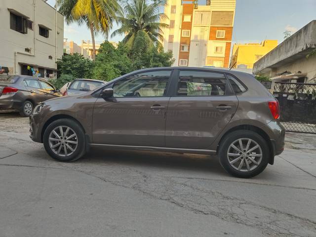 https://images10.gaadi.com/usedcar_image/4154766/original/4b144716b96d711da50743aa35da4c9c.jpg?imwidth=6402