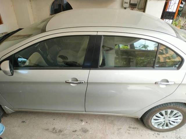 https://images10.gaadi.com/usedcar_image/4154775/original/processed_4fa8e81a-5fbd-415a-83fa-19a7d0127c6c.jpg?imwidth=6400