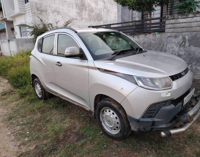 https://images10.gaadi.com/usedcar_image/4154899/original/processed_5dea18cf-b151-4906-a9e2-9bdcc99638ce.jpg?imwidth=6400