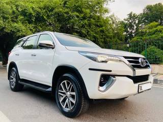 Toyota Fortuner 2016-2021 Toyota Fortuner 2.8 4WD AT