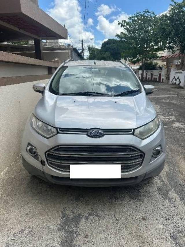 https://images10.gaadi.com/usedcar_image/4154967/original/processed_529611a4-3d7d-402c-ac44-da1d0d25ec70.jpg?imwidth=6400