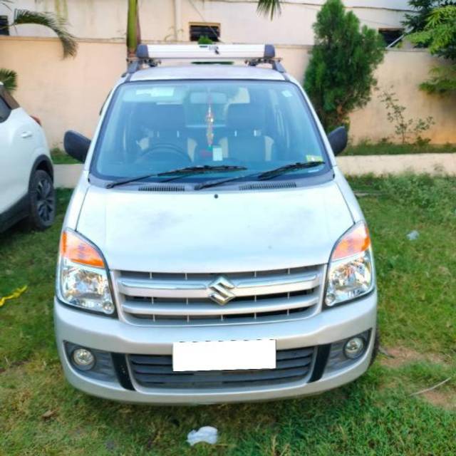 https://images10.gaadi.com/usedcar_image/4155079/original/processed_26f5b36b-7f83-4942-9cbf-d0783387fbaa.jpg?imwidth=6400