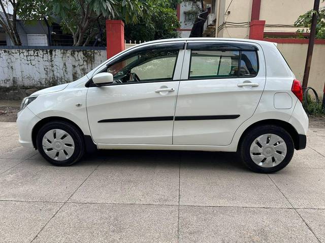 https://images10.gaadi.com/usedcar_image/4155080/original/processed_b672ec8b0edde41002cc53e86835644a.jpg?imwidth=6402