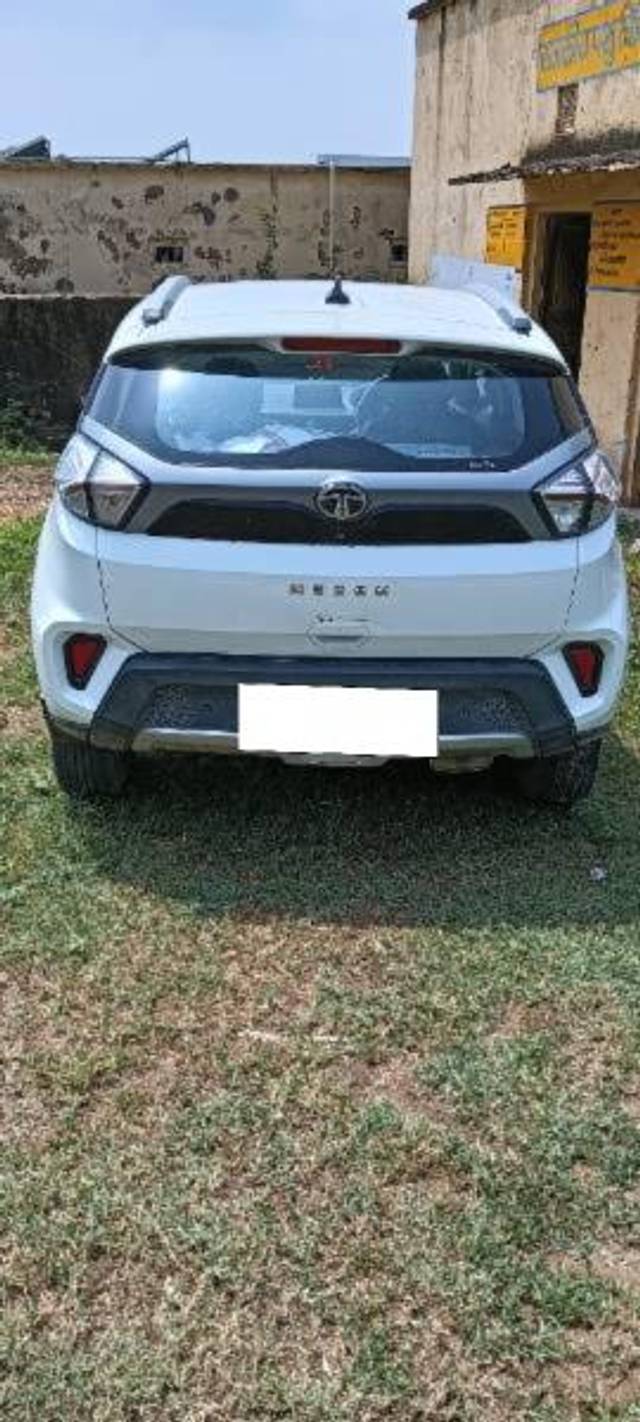 https://images10.gaadi.com/usedcar_image/4155119/original/processed_63105d08-205d-4943-b188-eba928fd7b75.jpg?imwidth=6402